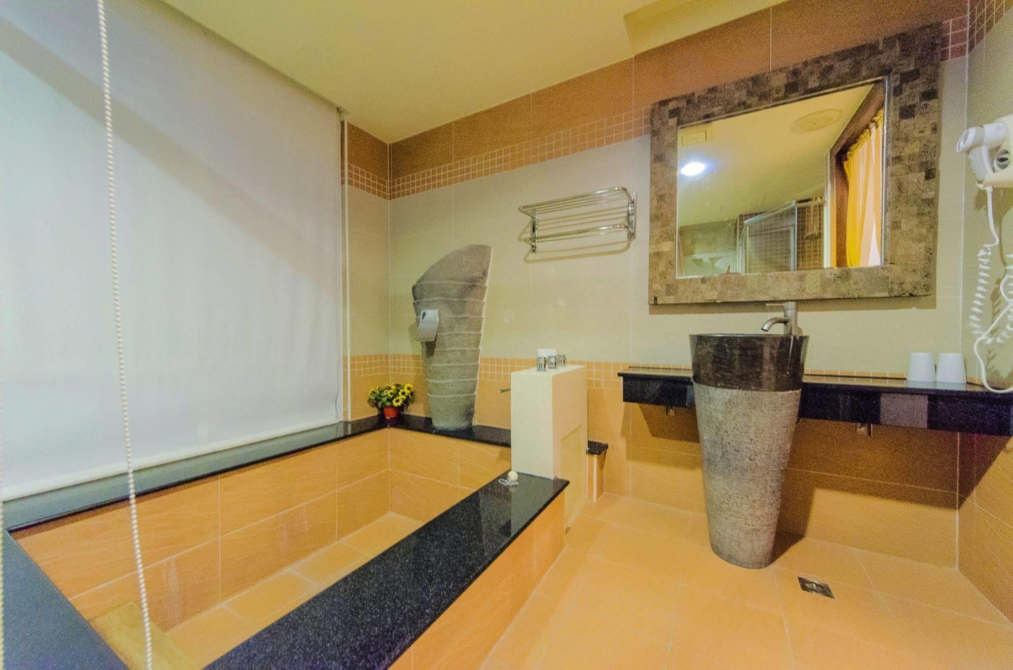 Seasons Bali Fashion Inn Kenting-Nationalpark Exterior foto